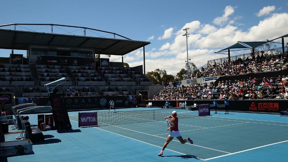 Hobart-International è un torneo di tennis professionistico femminile che si svolge annualmente a Hobart, in Australia. È stato fondato nel 1994 e fa parte del circuito WTA. Il torneo si gioca su campi in cemento all'aperto e si tiene a gennaio, come preparazione per gli Australian Open. È noto anche come Hobart International. 